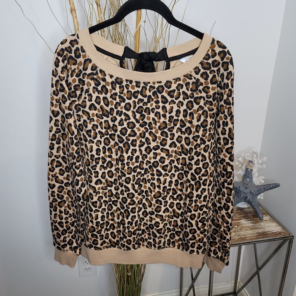 Crown & Ivy NWT Sweatshirt‎ Womens Small